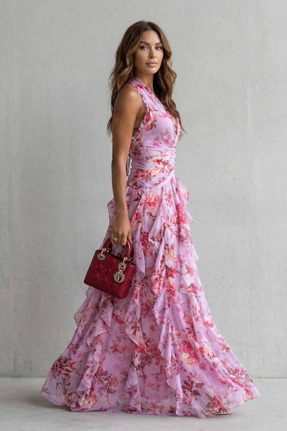 Adriana — Vestido Largo Halter de Chifón con Estampado de Rosas