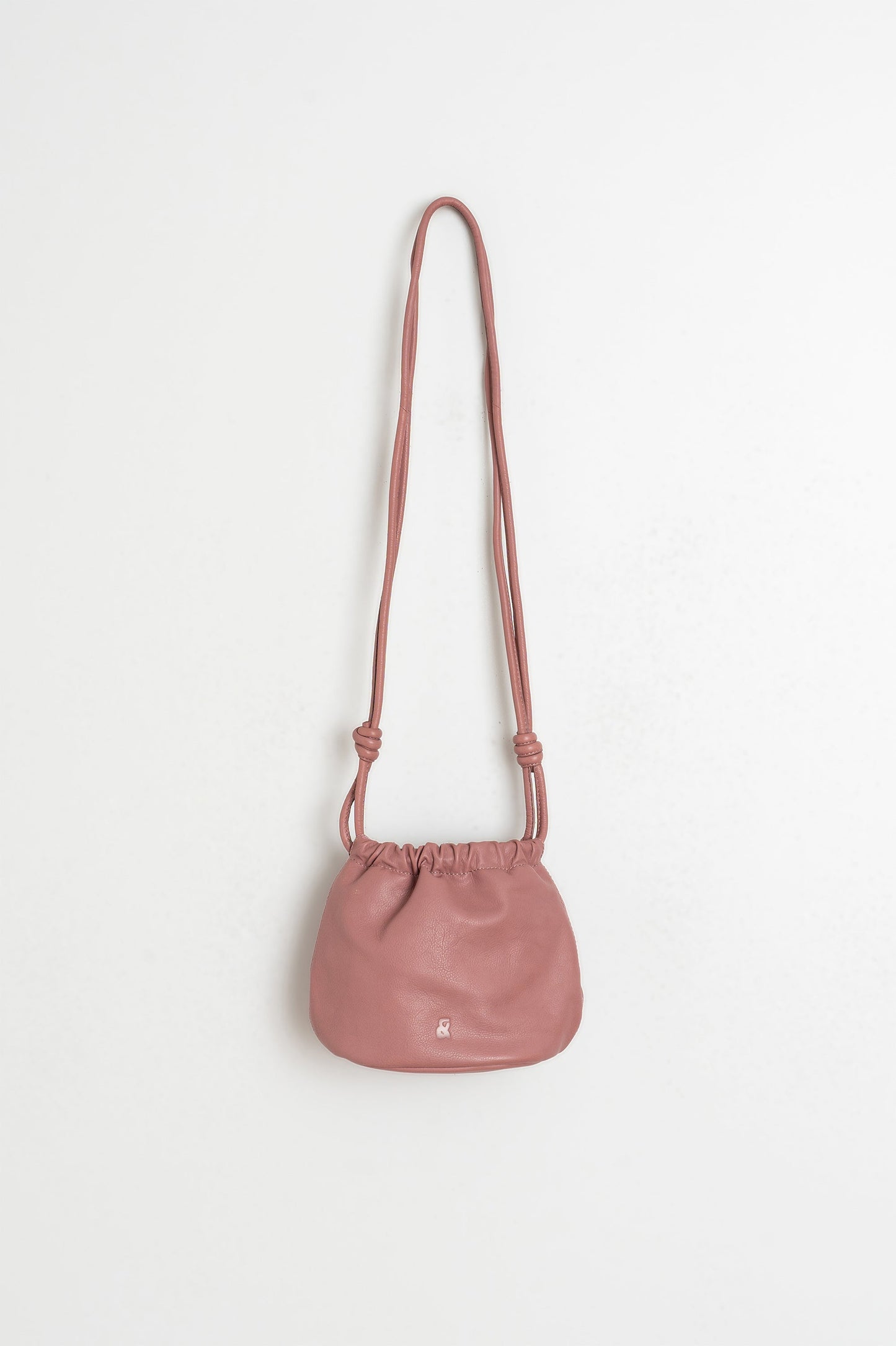 BOLSO PIEL FRUNCIDA