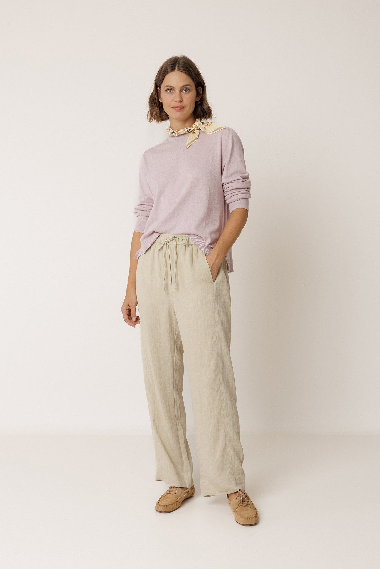 PANTALÓN FLUIDO CON CORDÓN